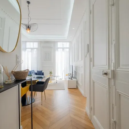 Apartamento 3-br In The Heart Of Downtown Cannes