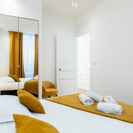 3-br In The Heart Of Downtown Apartamento Cannes